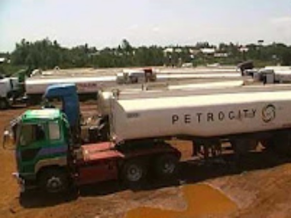 Fuel Truck Drivers Go Off Duty As Kenya Goes To Polls